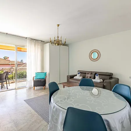 Bright With Parking Near & Old Town Feriehus Antibes