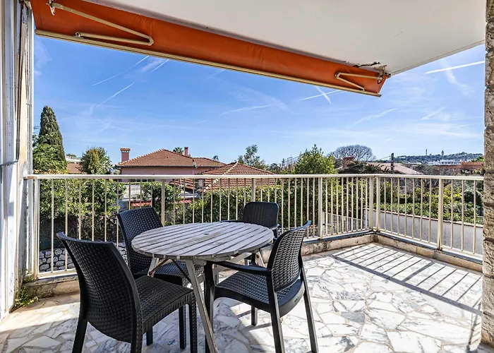 Bright With Parking Near & Old Town Сasa de vacaciones Antibes